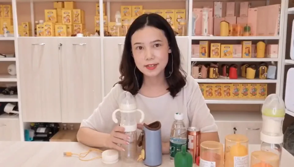 5level Temperature Adjustable Portable Baby Bottles Drinking Milk