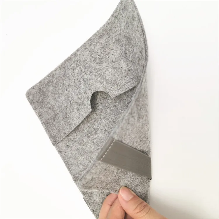 Customized Logo Needle Punched Felt Nonwoven Recycle Polyester Tablet Laptop Sleeves Carrying Bag Computer Envelope Felt Bag