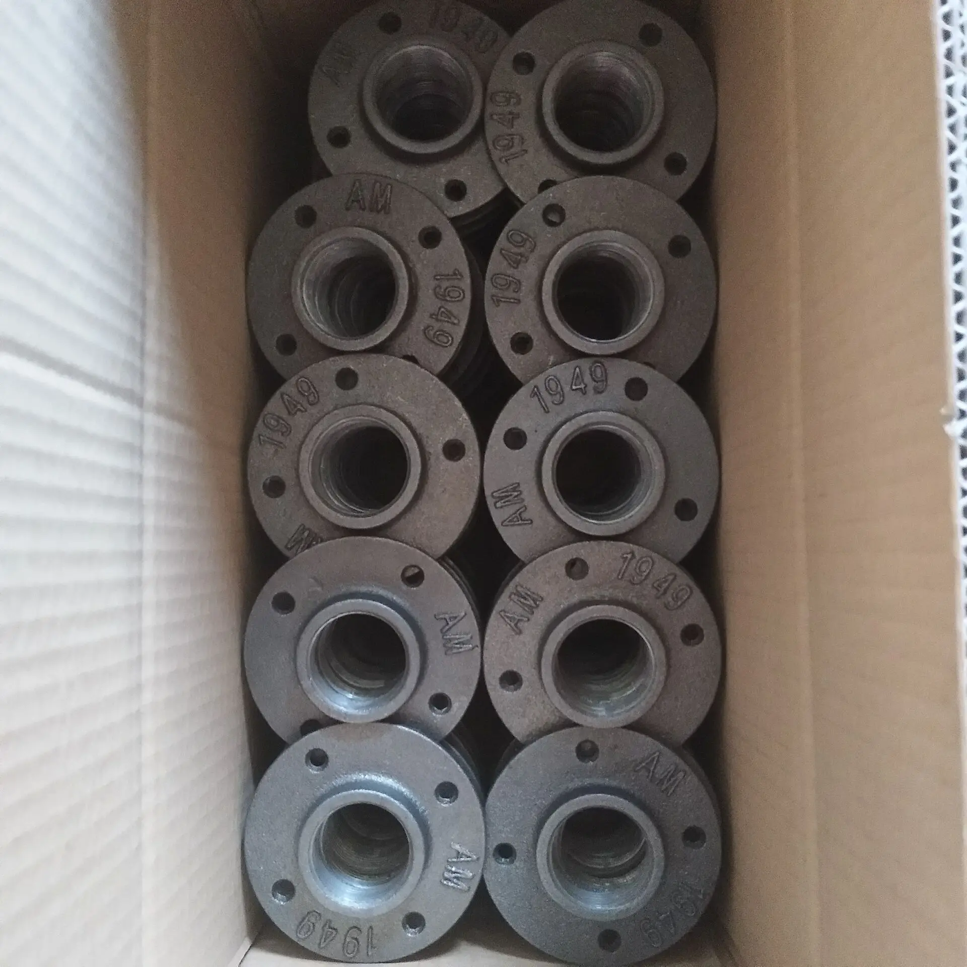 De Hierro Fundido Muebles Piernas With3/4 "piso Negro Brida - Buy