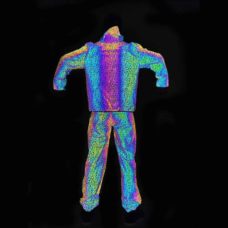 Костюм технология. Костюм женский светоотражающий Радужный.