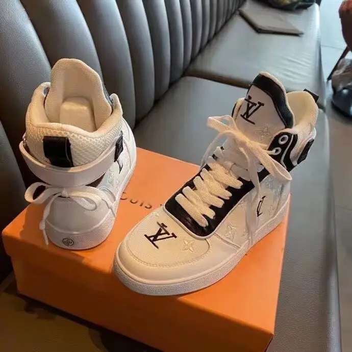 Sneakers online kopen | Nieuwe collectie | Gratis verzending