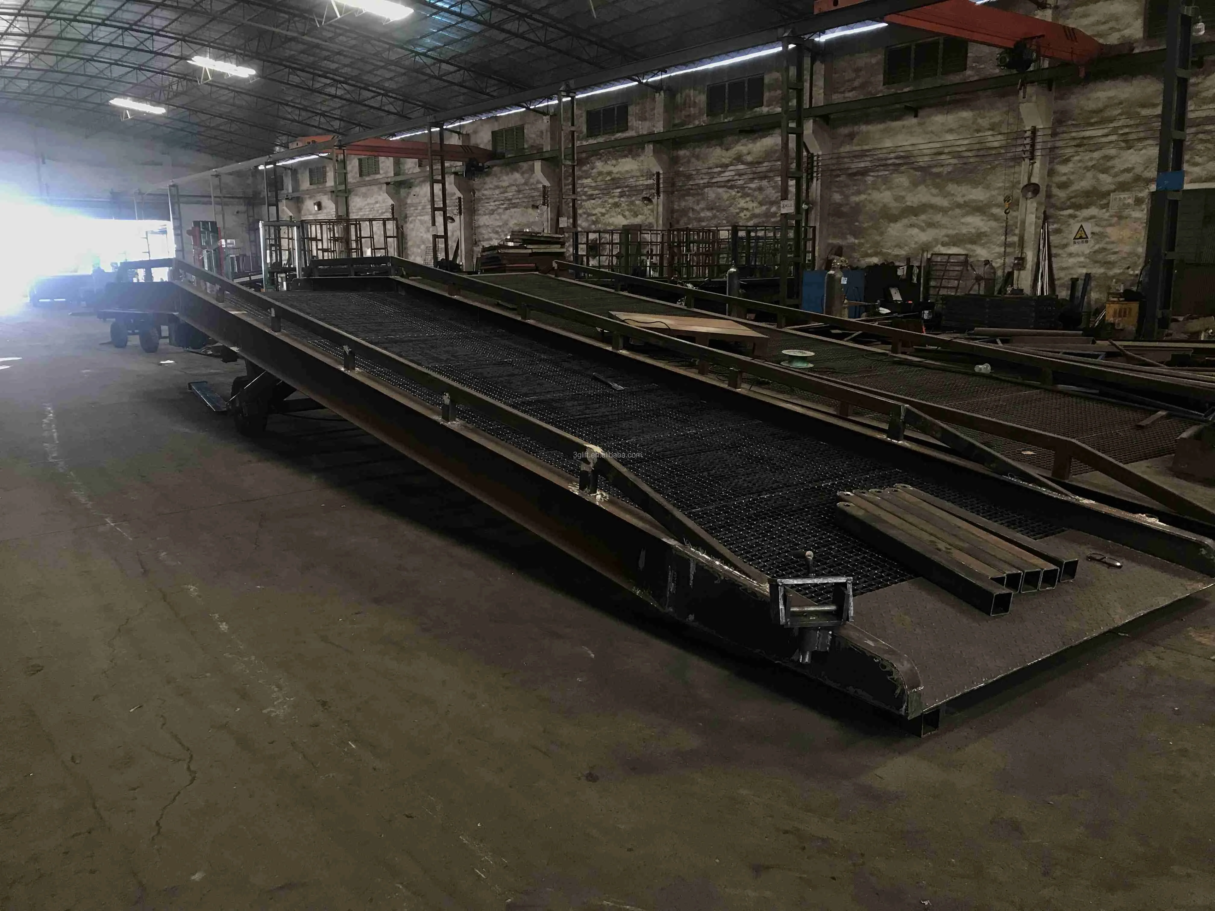 Container Unloading/loading Ramp for Forklift - HANMOKE