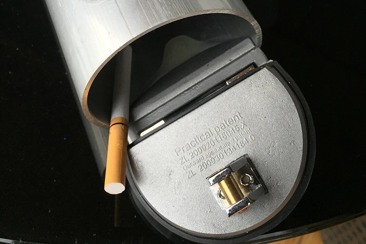 Ybhw702 D12*h120cm Free Standing Floor Aluminium Metal Outdoor Ashtray