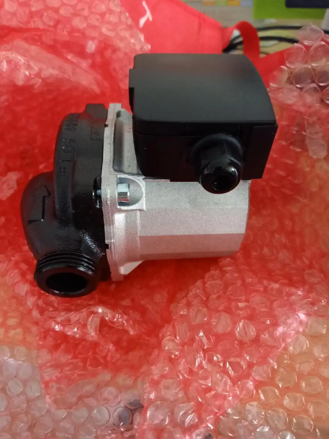 Solar Water Heater Circulation Pump Working Station And Controller