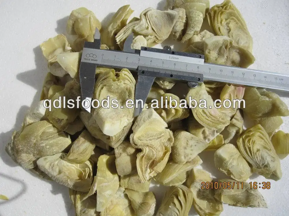 Artichoke quartered..jpg