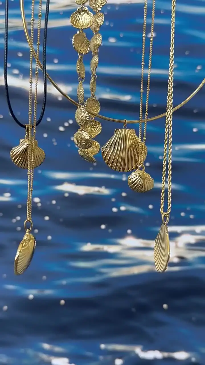 14K Gold Summer Ocean Beach Pendant Necklace Earrings Starfish