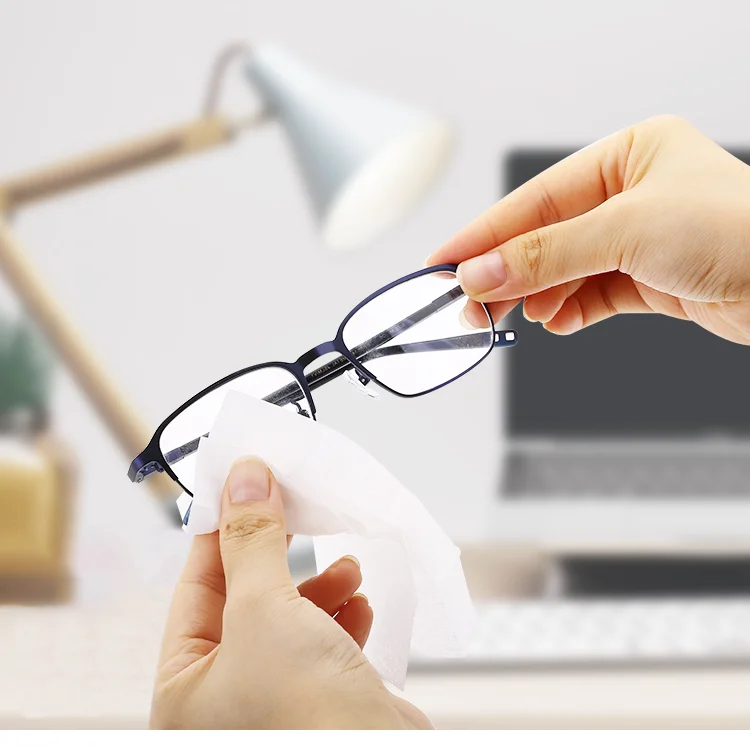 Eyeglass Cleaning Wet Wipes, Anti-fog,Anti-dust, with OEM/ODM Customized Logo
