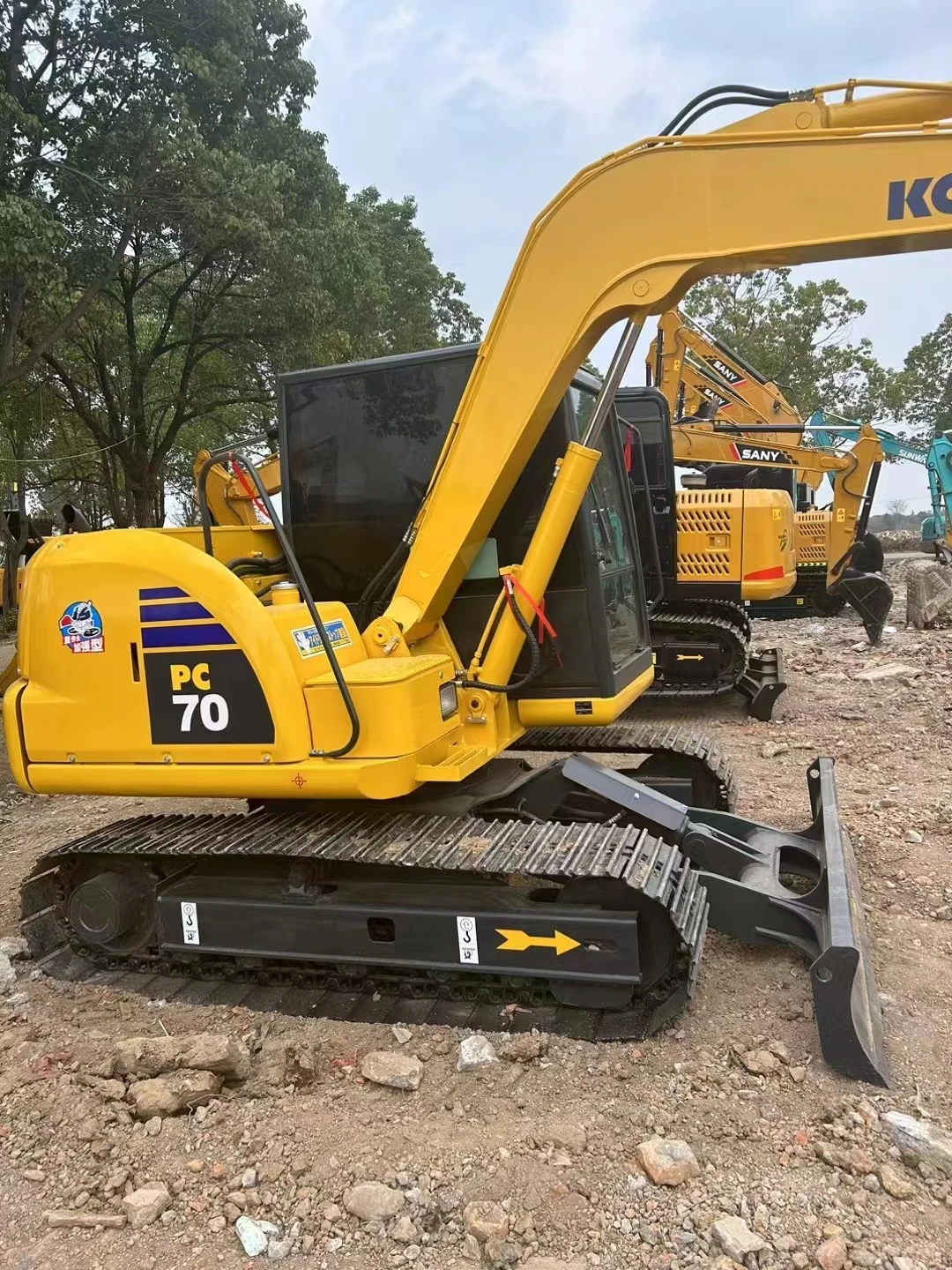 For PC70 Second Hand 7 Ton Crawler Excavator Digger with KYB Hydraulic ...