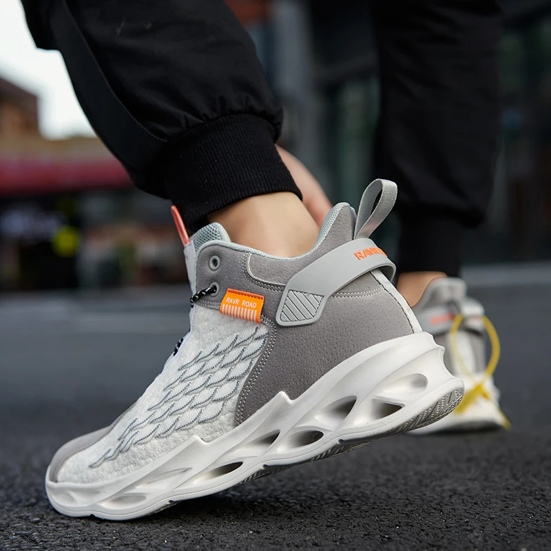 fashion sport shoes 2020