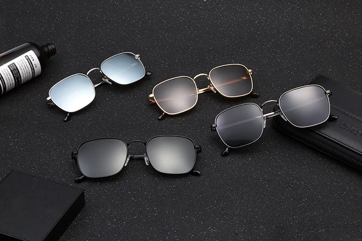 Eugenia black square sunglasses elegant for Travel-7