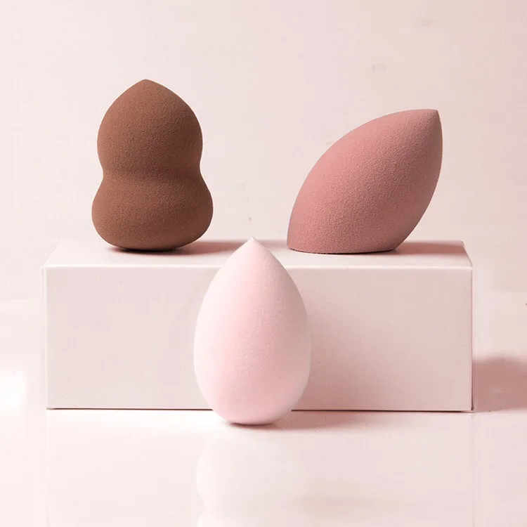 Teardrop Shaped Foundation Applicator Sponge Cleaning Cosmetic Puff