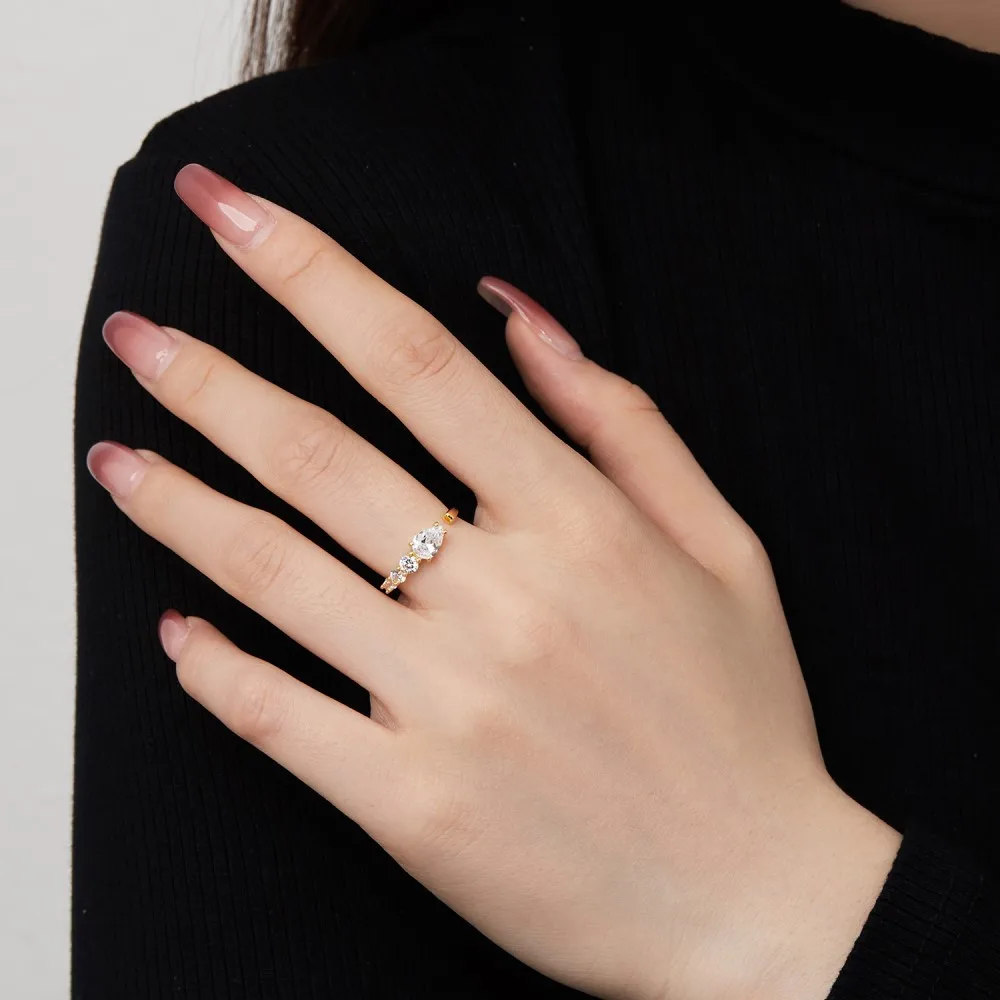 S925 Sterling Silver Niche Ins Fashion Light Luxury Ring for Women Snake-Shaped Wrapped Lab Diamond Rattan Man Silver Ring