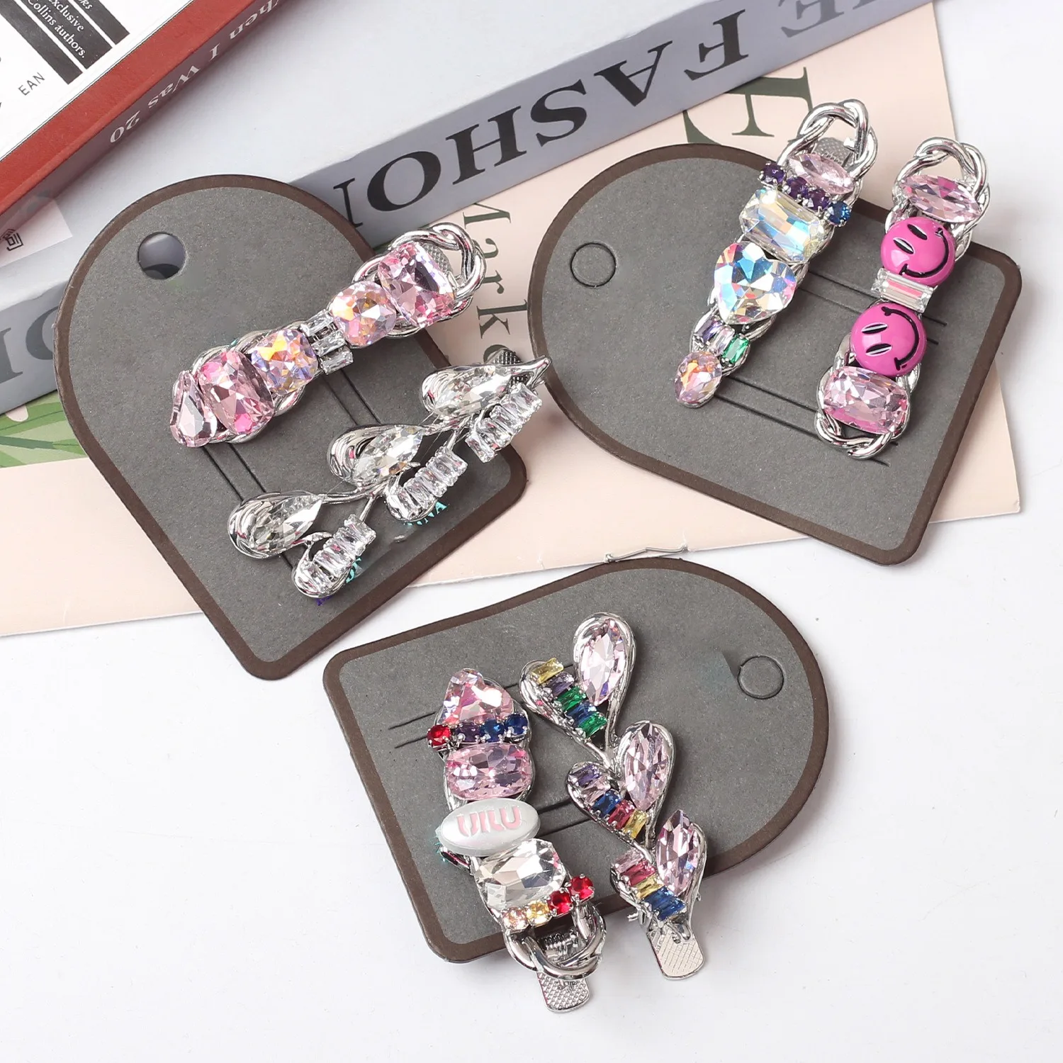Wholesale Sweet Pink Baroque Smile Heart Hair Clip Fashion Luxury