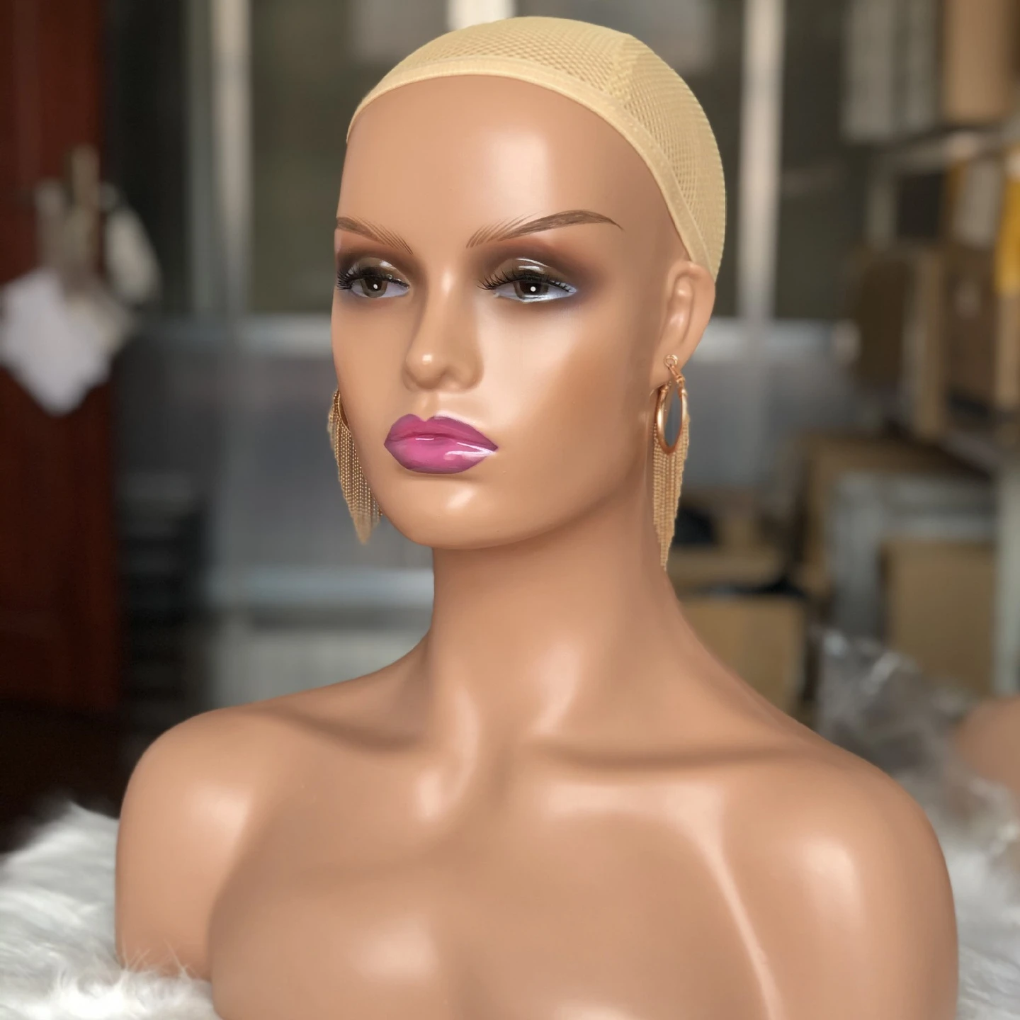 Realistic Mannequin Bust Black Female Mannequin Head Wig Stand Display Female Sex Mannequin Head 