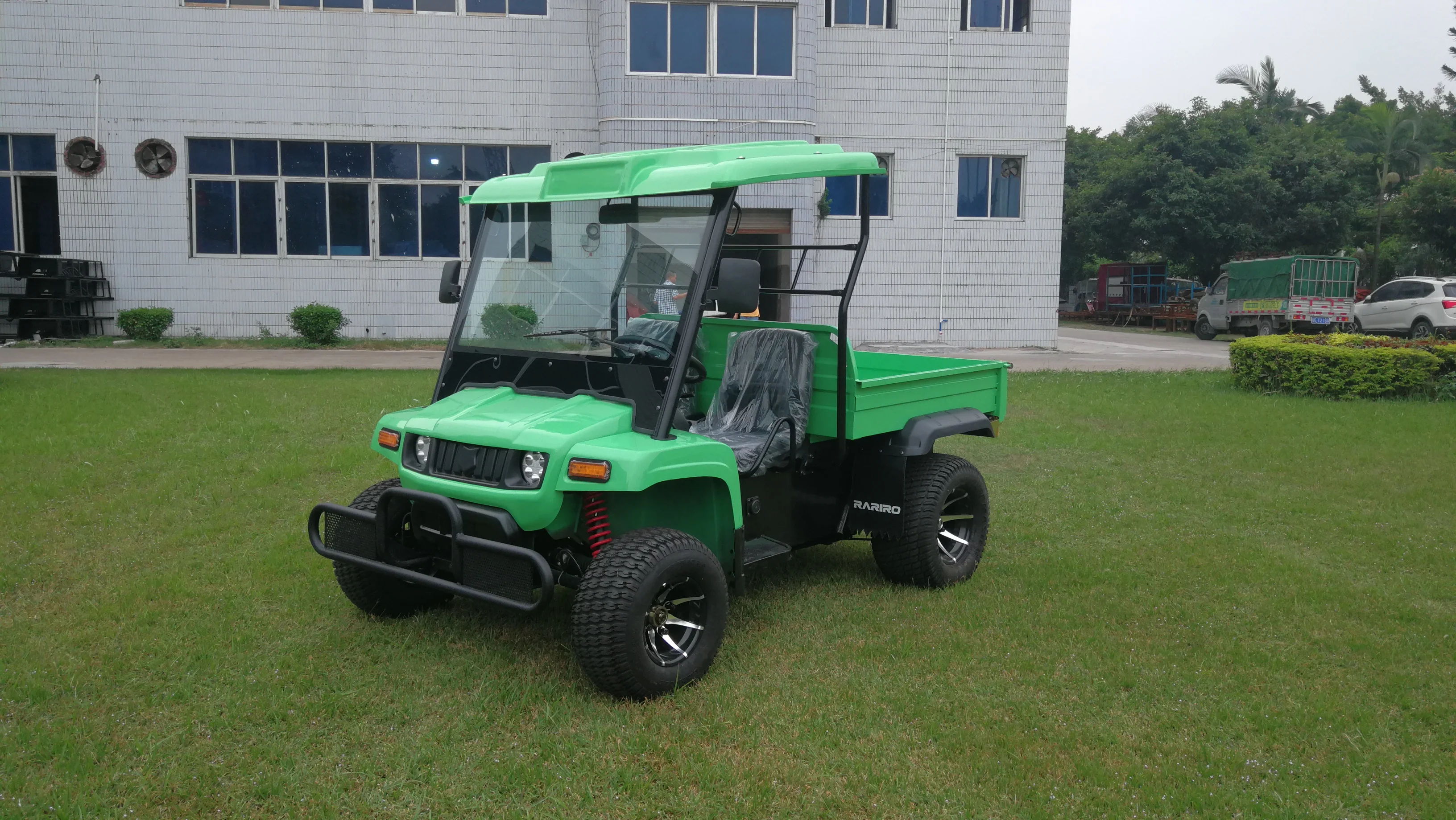 Electric Farm ATV Utility Vehicle Afable and Eco-Friendly