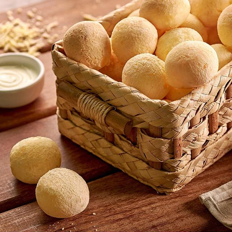 
Cheese bread with crispy outside and soft inside 