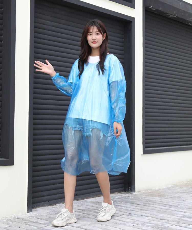 紧急一次性雨披塑料 pe 雨衣与弹性袖子 pe 一次性雨衣