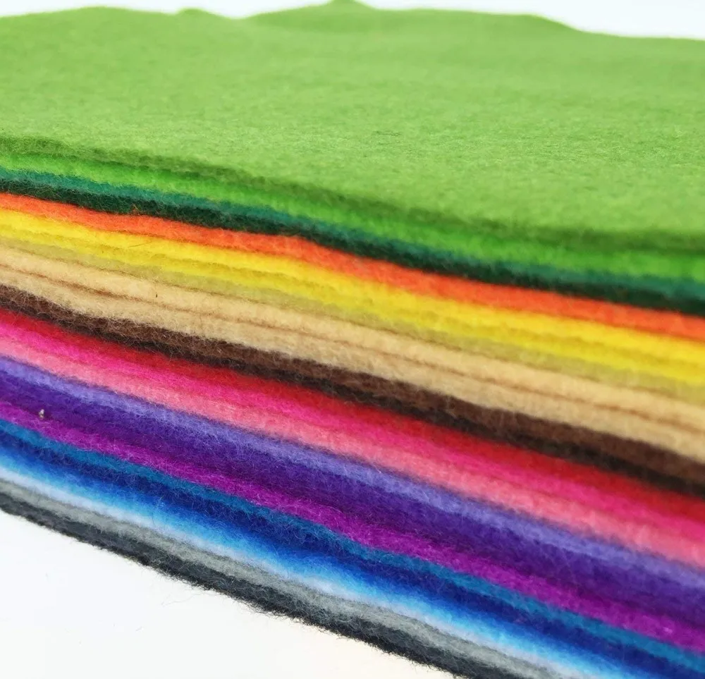 confezione di feltro fai da te quadrati non tessuto 20*30cm Multicolore 42 fogli di feltro colori assortiti 