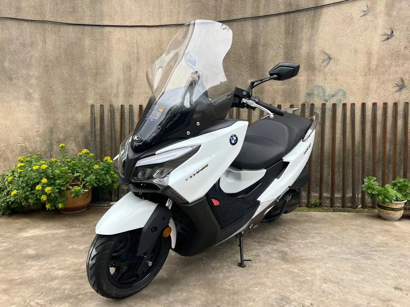 Kymco CT250 250CC Maxi Scooter-Efi Water-Cooled >120km/h