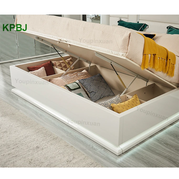 Zeitgenössische Italienische König Königin Größe Elegante Schlafzimmer