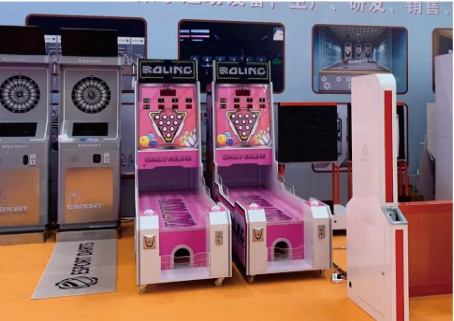 Hot Sale China Manufacture Quality Sports Family Entertainment Center Factory Price Bowling Alley Equipment manufacture