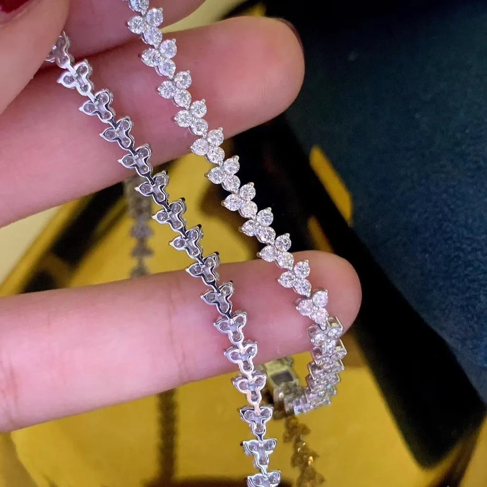 Designer 18k White Gold 3.65 carate Ladies  White Diamond Tennis Bracelet