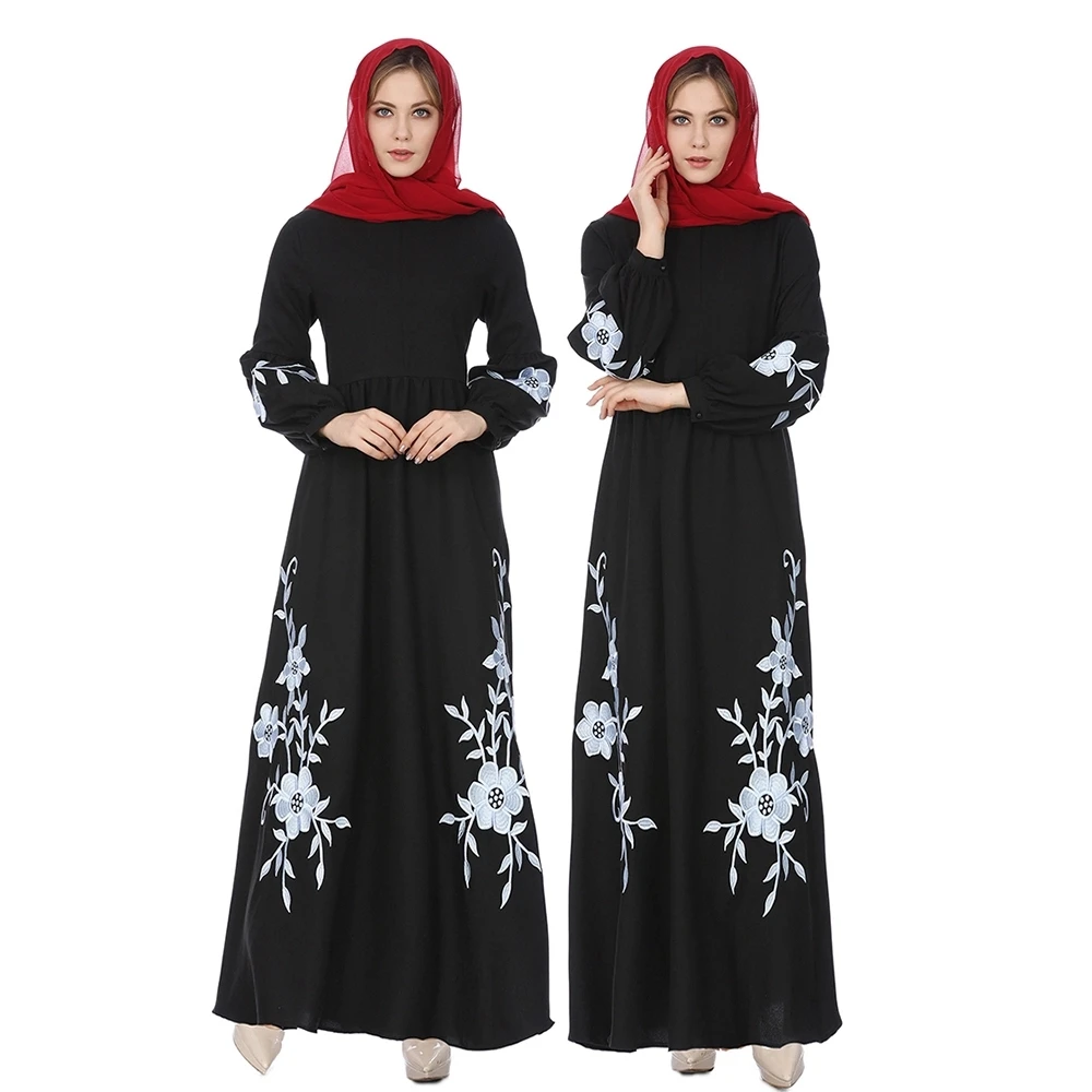 black and white abaya