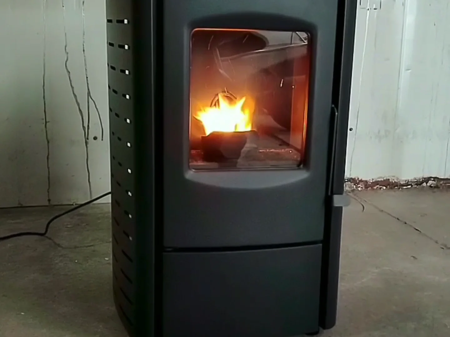Freestanding Cheap Smokeless Wood Burning Stove Cast Iron Cooking Stove