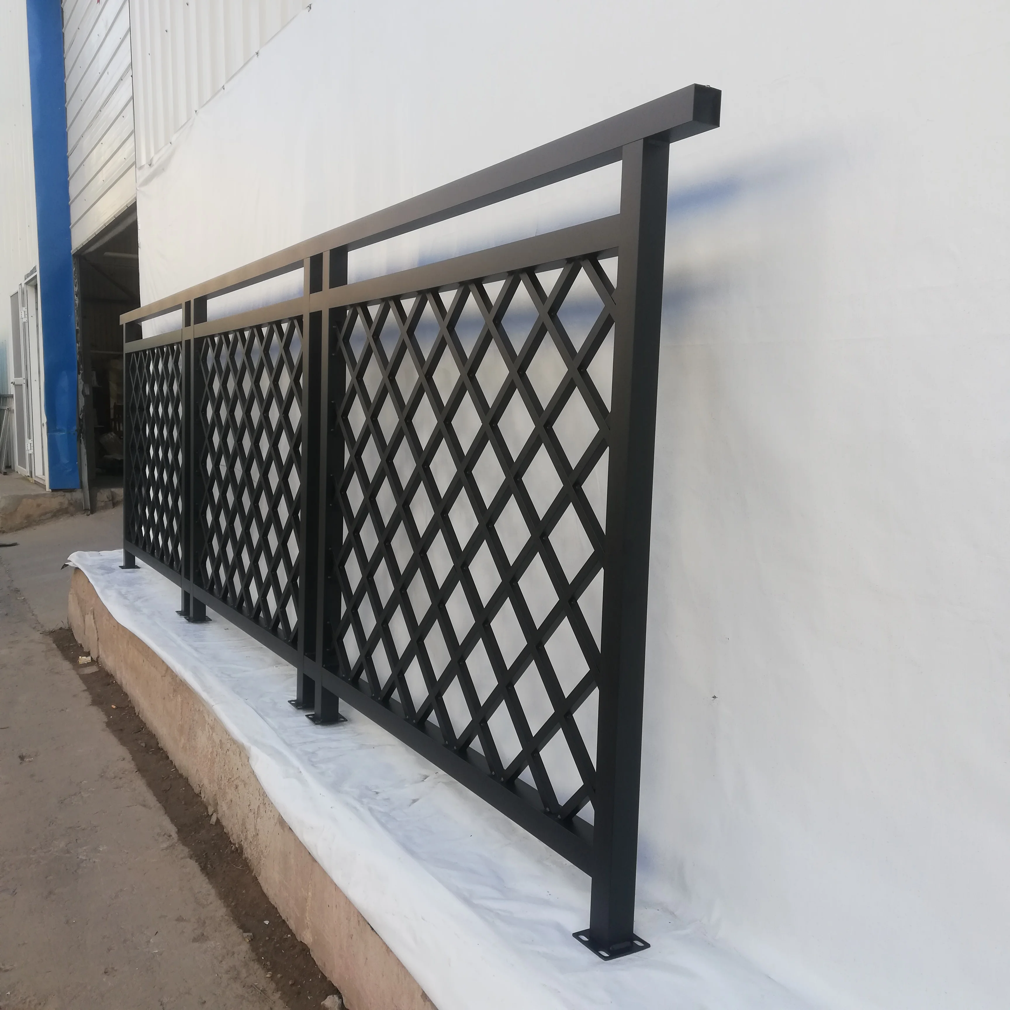 metal lattice metal lattice