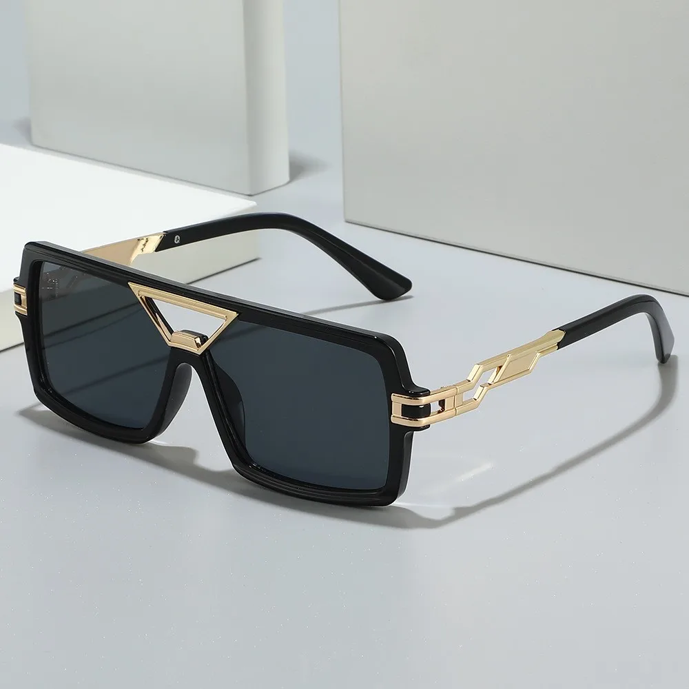 Vintage Classic Oversized Men Women Sunglasses - Anti Blue Light display picture 3