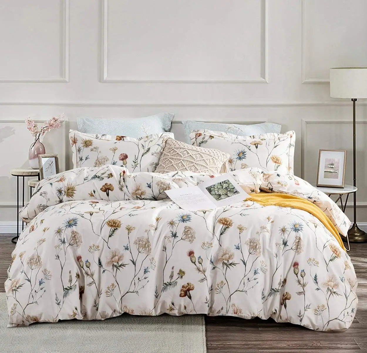 Custom Comforter Sets Cotton White Printed with Blue & Blush Flowers Cotton Comforter Set,Down Alternative Bedding Set 3PCS supplier