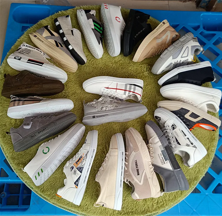
China supplier direct sales inventory wholesale fashion shoes men fashion sneakers 