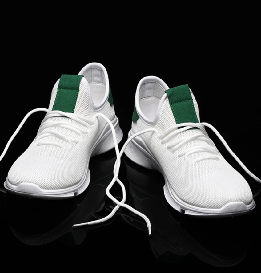 sport shoes flat