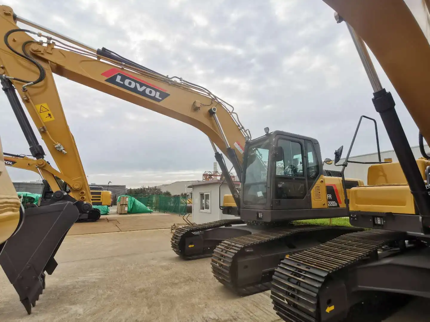 低价lovol 26吨履带式挖掘机fr260d - buy 26吨挖掘机,雷沃挖掘机26吨