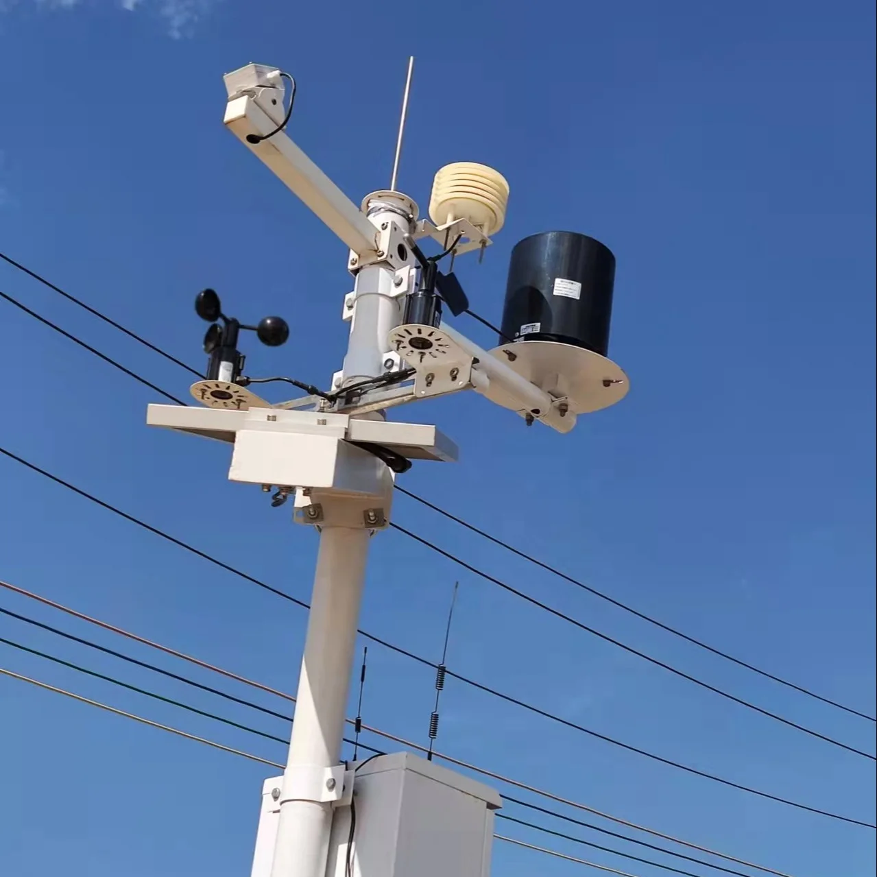 Automatic Smart Agriculture Weather Station For Industry Greenhouse
