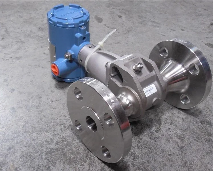 Emerson Rosemounte 8600 Series Utility Vortex Flowmeter 8600df040