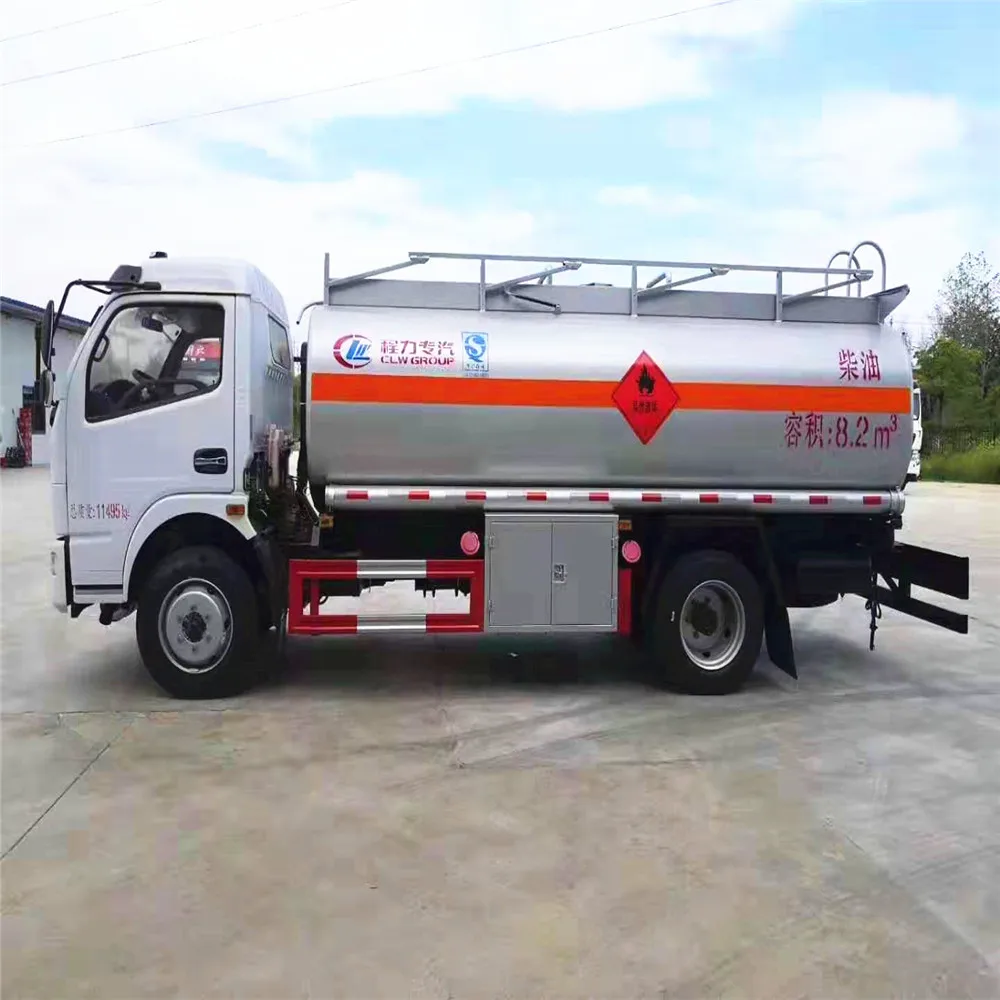 Clw Dongfeng Oil Tanker Truck Fuel Delivery Truck With Customized Tank