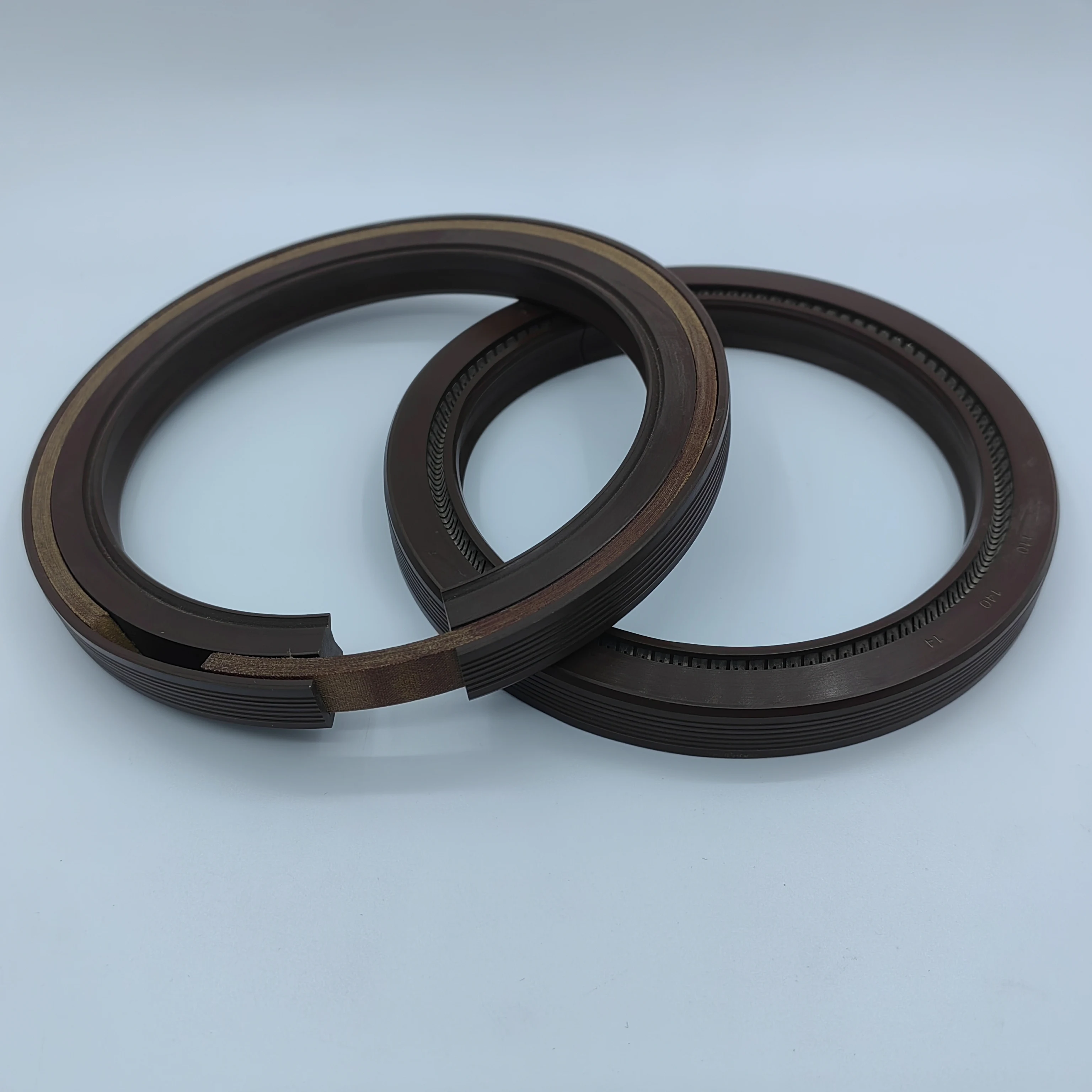 Split Skeleton Stern Shaft Open Oil Seal Inner Diameter 240360 Model