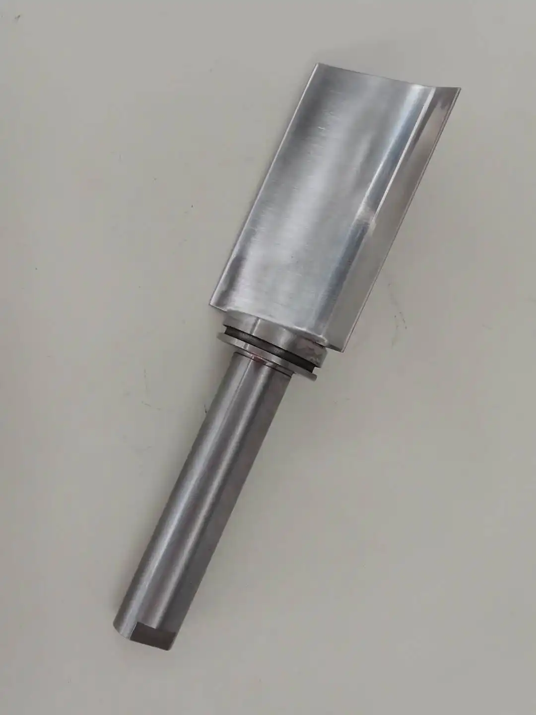 TRT002-3