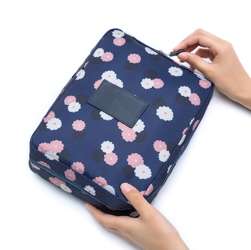 cosmetic bag-251 (37).png