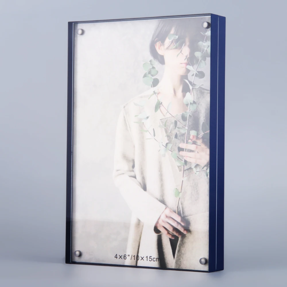 Acrylic Photo Frame (7).jpg