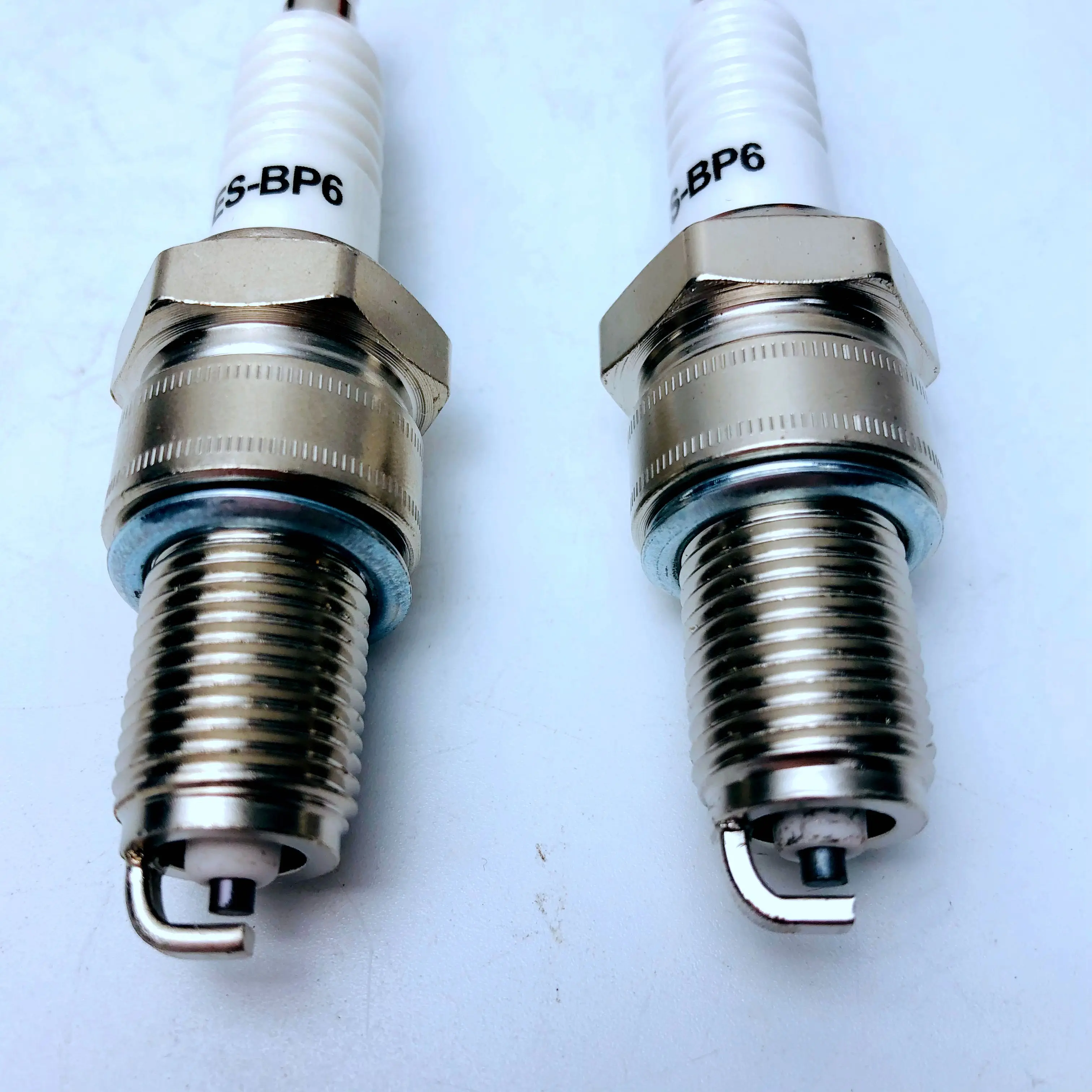 Quality Motorcycle Motor Spark Plug Hsa-c7 Hs-bp7 D8tc Es-bp6 Cpr8ea-9 ...