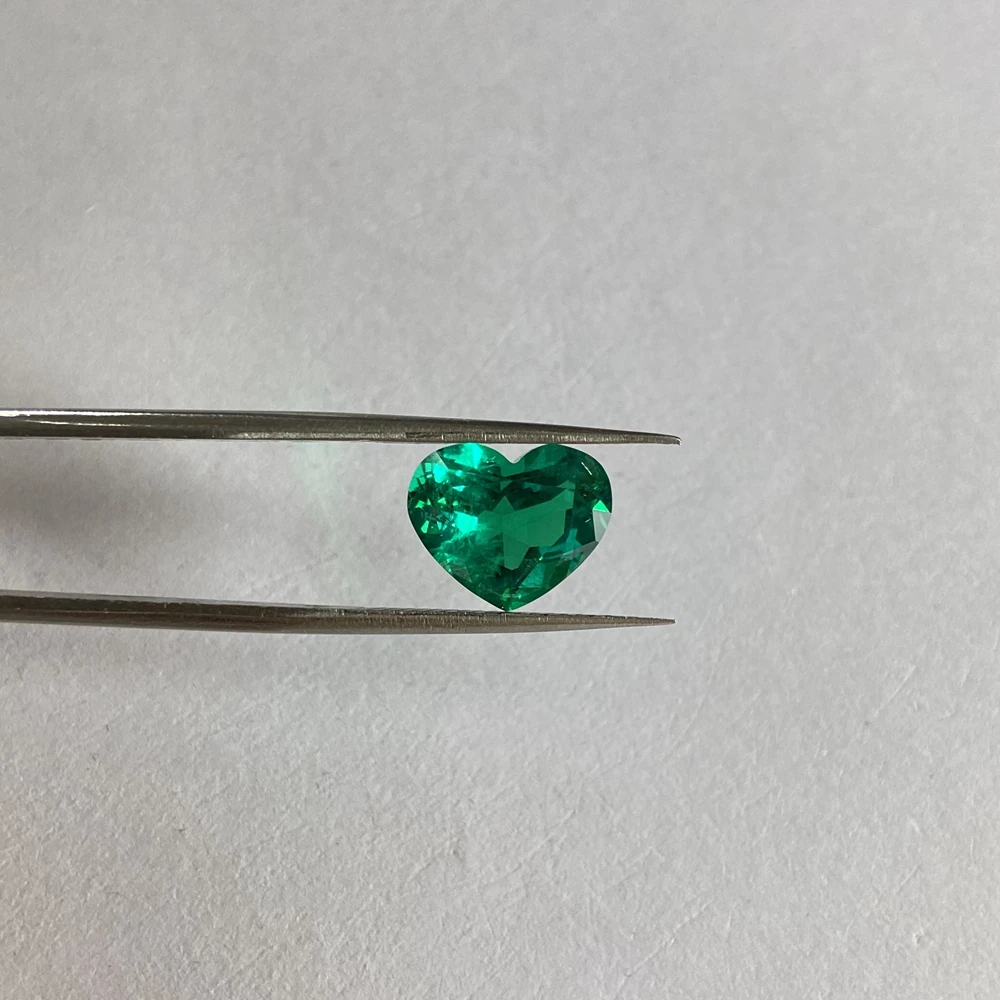 heart emerald (4).JPG