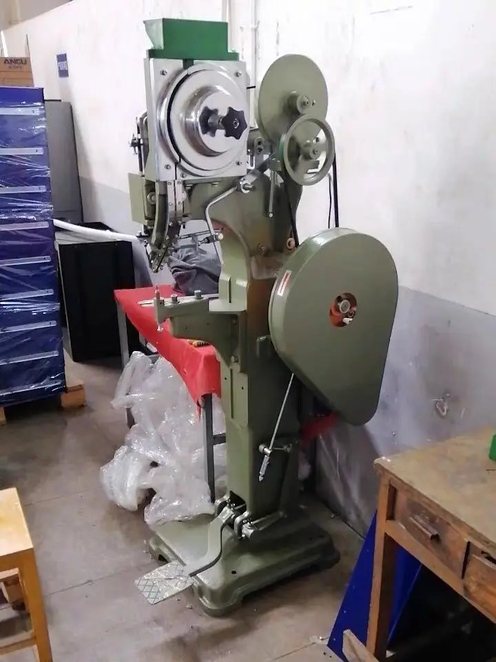 riveting machine