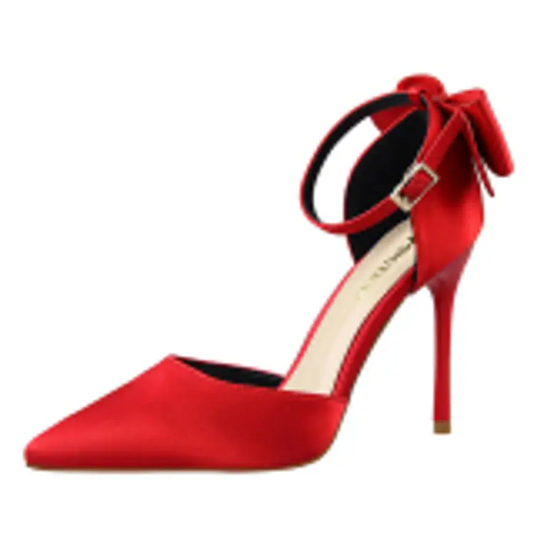 red bottom heel shoes