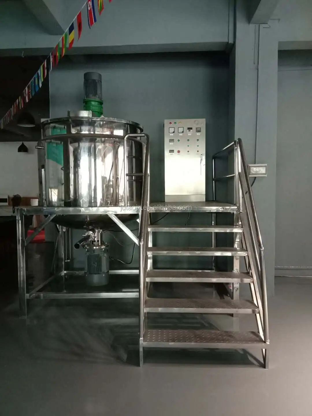 homogenizing mixer machine.jpg