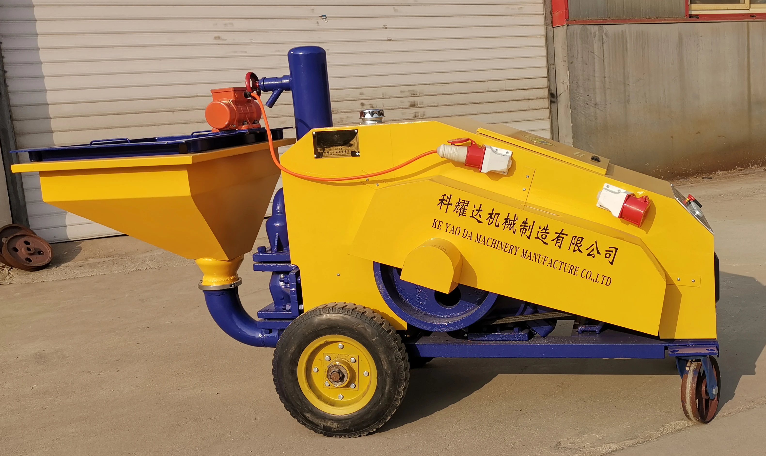 Mortar spraying machine 1.jpg