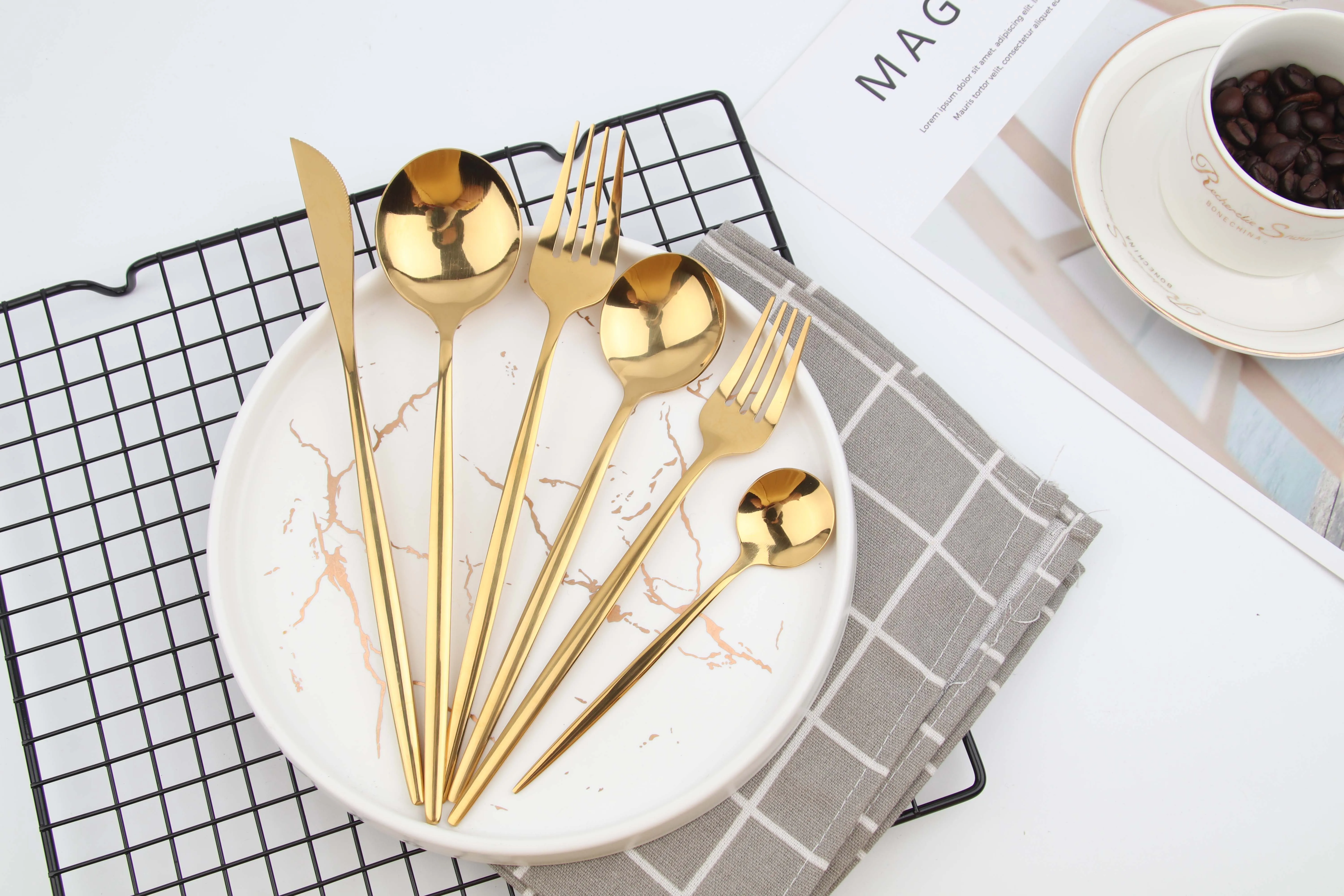 Luxury Metal Reusable Gold Plated Cutlery Flatware 18/10 Stainless