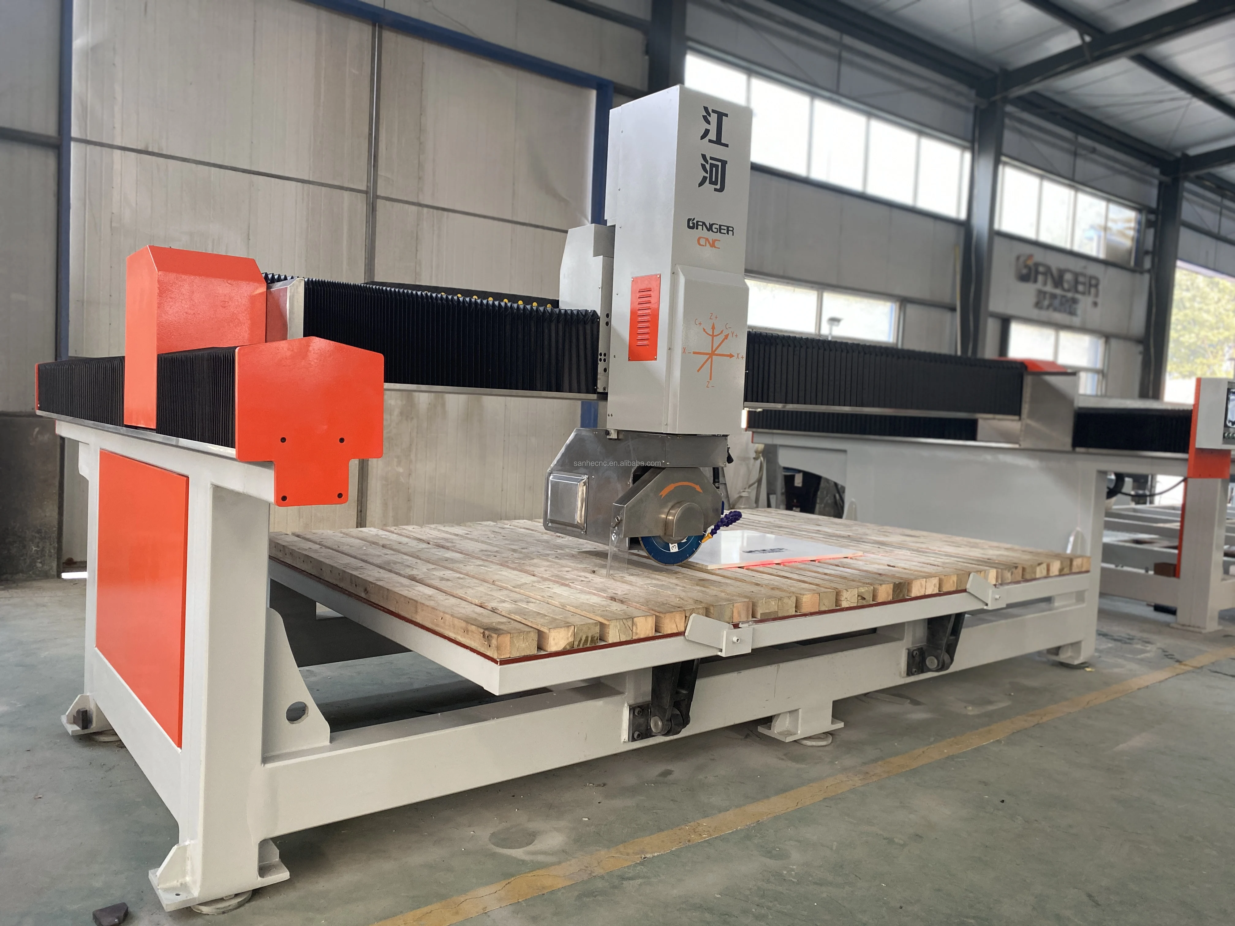 4 轴轴桥式锯床石材切割切割机烧结石岩石板陶瓷板石英gq-3220a数控b