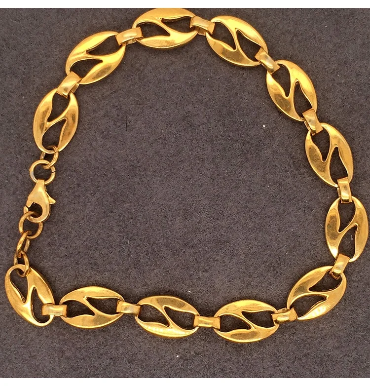 product-Latin Alphabet Letter Design Clasp Bracelet Gold Plated Jewelry-BEYALY-img